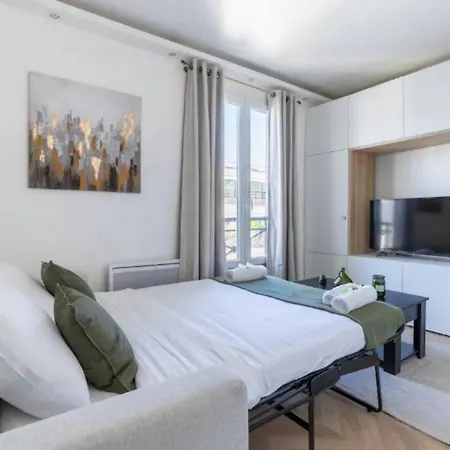 So Ouest Courcelles Magnifique Studio Apartman
